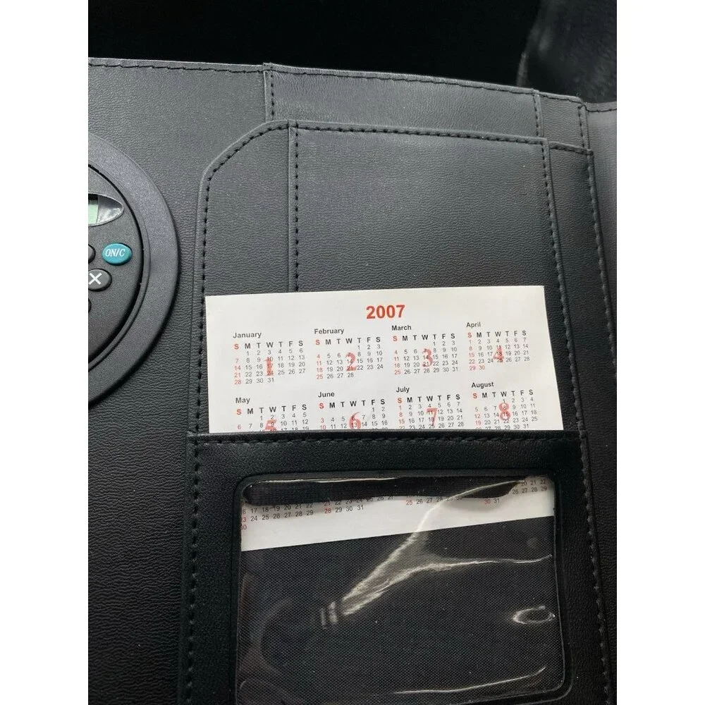 Target Store Employee Work Manager Portfolio Folder With Calculator 2007 READ